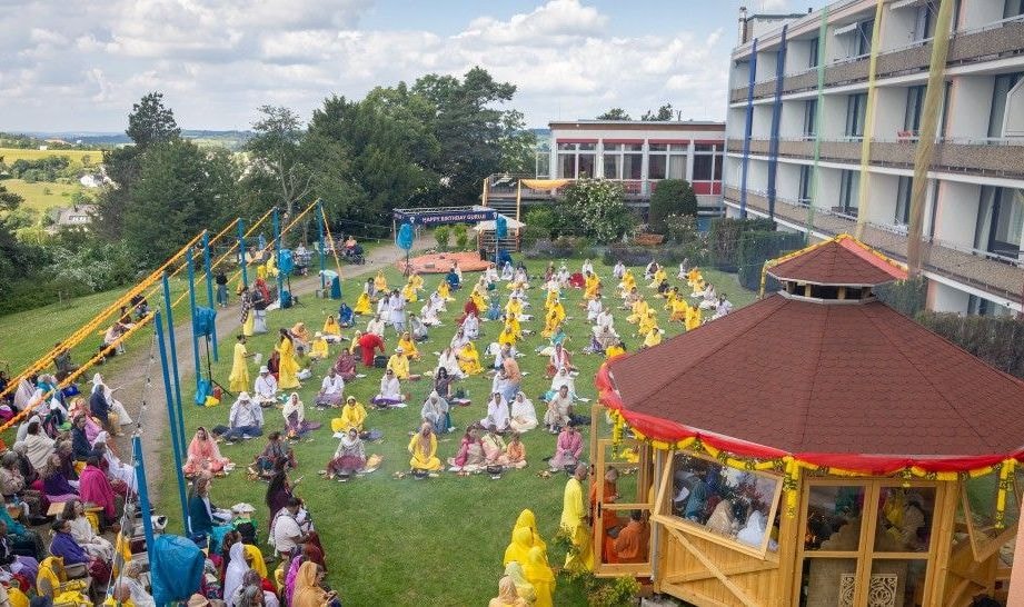 Aerial view of 108 Yajnas on the lawn